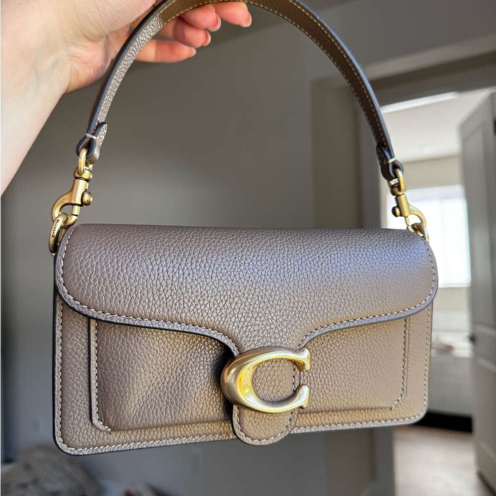 Coach Tabby 20 Shoulder Bag